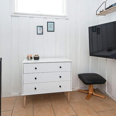 4 Person Holiday Home In Hemmet Buitenkant foto